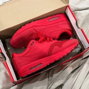 Nike Air Max 1 Premium in University Red